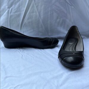 Life Stride Black Heels with Cushioned Comfort